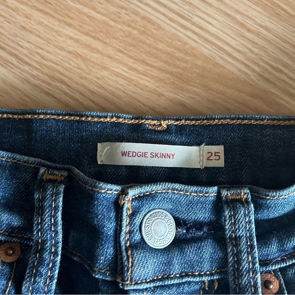 Levi's Women's Skinny Jeans - Blue - Picture 6 of 11